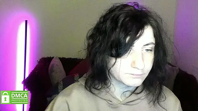 Muse kitty jenia online show from January 7, 2026, 6:21 pm