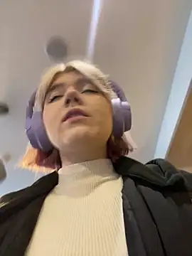 Baby  Naughty online show from January 11, 2025, 9:15 am