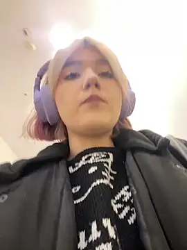 Baby  Naughty online show from January 15, 2025, 12:15 pm