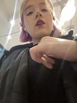 Baby  Naughty online show from January 22, 2025, 8:18 am