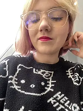 Baby  Naughty online show from February 19, 2025, 8:12 am