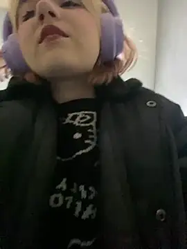 Baby  Naughty online show from March 3, 2025, 11:11 am