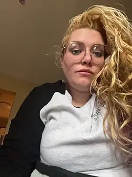 Lalalynn online show from March 3, 2026, 3:40 pm