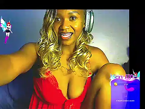 Snapshot of lilylovexx chatting on January 13, 2026, 3:45 am lilylovexx online show from January 13, 2026, 3:45 am