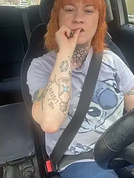 poussichienne online show from March 10, 2026, 12:21 pm