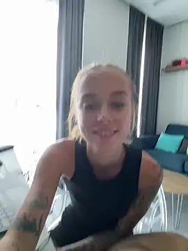 Snapshot of enjoy_my_beauty chatting on February 27, 2025, 8:28 am enjoy my beauty online show from February 27, 2025, 8:28 am