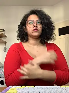 Curvydesifromgermany online show from March 20, 2025, 2:42 pm