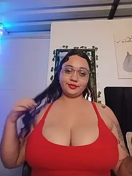 Snapshot of Alezapark chatting on June 7, 2026, 3:43 am Alezapark online show from June 7, 2026, 3:43 am