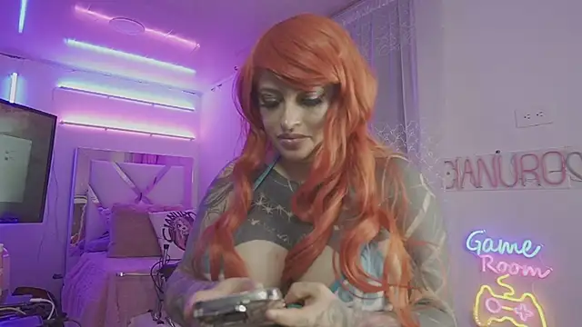 Snapshot of angelacianuro_ chatting on February 11, 2025, 4:33 am angelacianuro  online show from February 11, 2025, 4:33 am