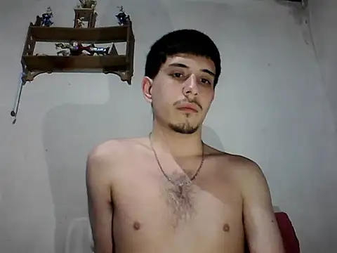 Snapshot of Elvergonn2105 chatting on October 1, 2025, 4:18 am Elvergonn2105 online show from October 1, 2025, 4:18 am