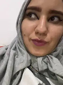 hannahayat online show from December 9, 2024, 1:07 am