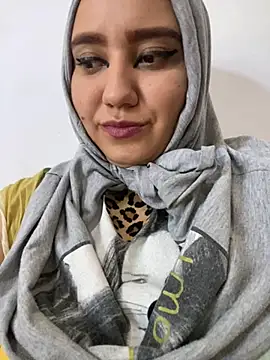 hannahayat online show from December 9, 2024, 3:00 pm