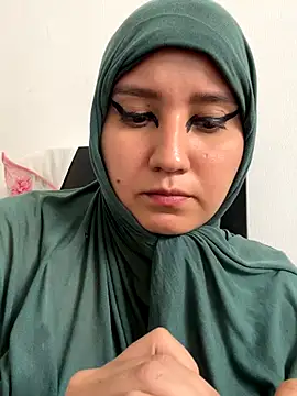 hannahayat online show from December 21, 2025, 3:52 pm