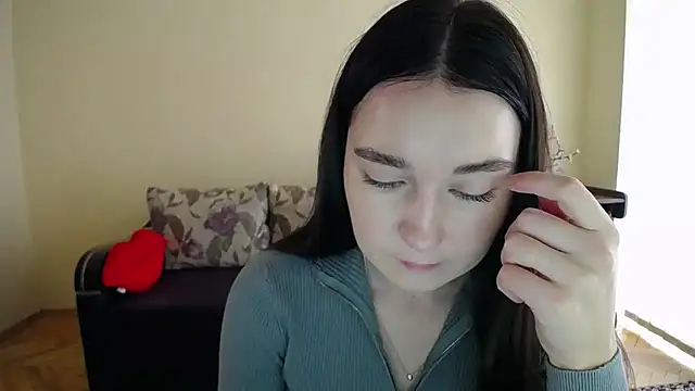 Pretty shy online show from November 11, 2025, 9:20 am