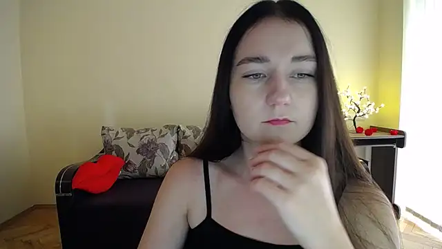 Snapshot of Pretty_shy chatting on July 13, 2026, 9:12 am Pretty shy online show from July 13, 2026, 9:12 am