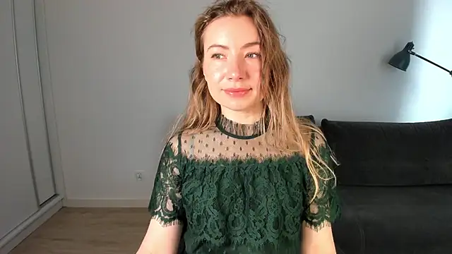Snapshot of Mia_Tasty chatting on March 12, 2026, 7:47 am Mia Tasty online show from March 12, 2026, 7:47 am