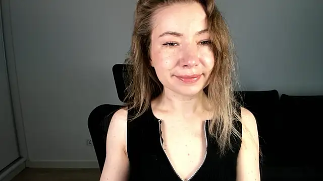 Snapshot of Mia_Tasty chatting on May 14, 2026, 6:31 am Mia Tasty online show from May 14, 2026, 6:31 am