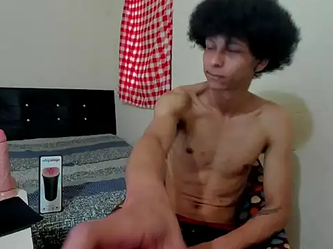 Snapshot of cardrey05 chatting on September 22, 2025, 8:11 pm cardrey05 online show from September 22, 2025, 8:11 pm