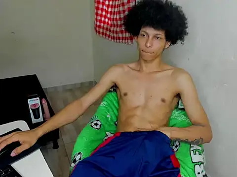 Snapshot of cardrey05 chatting on September 25, 2025, 9:07 pm cardrey05 online show from September 25, 2025, 9:07 pm