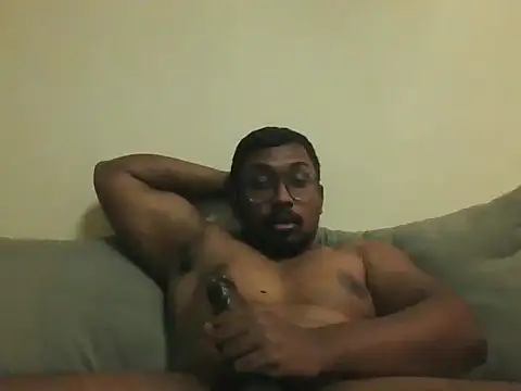 Snapshot of chennaibull101 chatting on April 27, 2026, 5:22 pm chennaibull101 online show from April 27, 2026, 5:22 pm