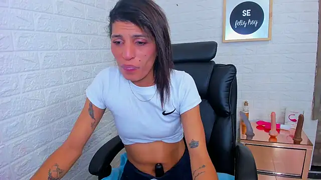 ImCrazzy online show from November 20, 2025, 2:50 pm