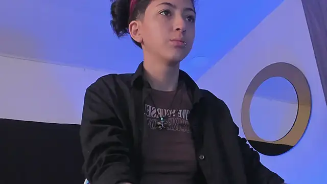 BonnieCute  online show from February 28, 2025, 11:47 am