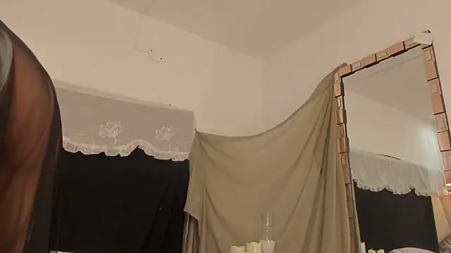 BonnieCute  online show from September 18, 2025, 12:12 am