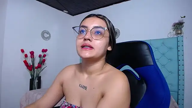 antonella sweetlittle online show from April 10, 2026, 12:32 pm