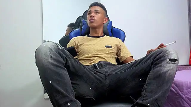 Snapshot of scarce_candy69 chatting on October 28, 2025, 4:16 am scarce candy69 online show from October 28, 2025, 4:16 am