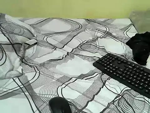 Quincy joyy online show from December 16, 2025, 4:06 am