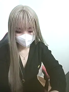 Snapshot of Wet_mina888 chatting on February 19, 2025, 9:17 am Wet mina888 online show from February 19, 2025, 9:17 am