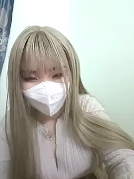 Snapshot of Wet_mina888 chatting on February 20, 2025, 11:42 am Wet mina888 online show from February 20, 2025, 11:42 am