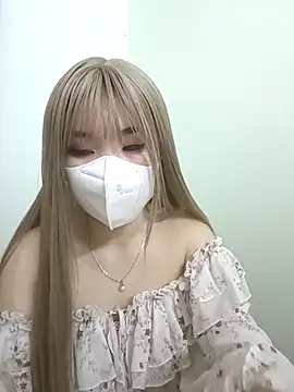 Snapshot of Wet_mina888 chatting on February 21, 2025, 2:28 am Wet mina888 online show from February 21, 2025, 2:28 am