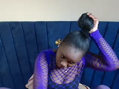 Layla Amish1 online show from May 7, 2026, 6:19 am