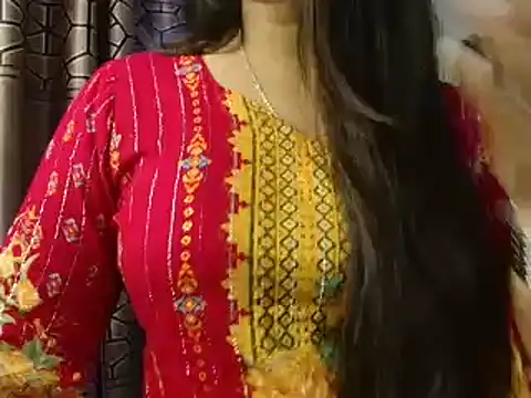 Snapshot of Unlucky-flowers chatting on January 24, 2025, 4:37 am Unlucky-flowers online show from January 24, 2025, 4:37 am