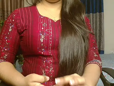 Unlucky-flowers online show from November 24, 2025, 12:27 pm