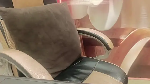 FRIENDFORFUN online show from September 24, 2025, 6:06 am