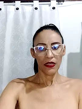 Snapshot of BarbaraMature chatting on March 17, 2025, 9:23 pm BarbaraMature online show from March 17, 2025, 9:23 pm