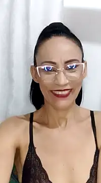 Snapshot of BarbaraMature chatting on March 21, 2025, 8:29 pm BarbaraMature online show from March 21, 2025, 8:29 pm