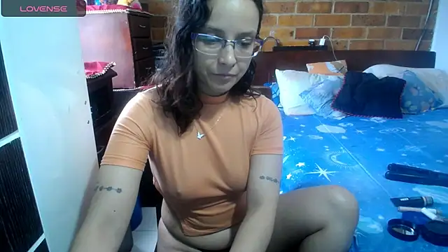 Snapshot of tatysmaturemilf chatting on March 13, 2025, 6:23 pm tatysmaturemilf online show from March 13, 2025, 6:23 pm