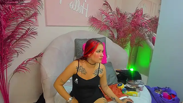 Snapshot of Maristxxr chatting on February 13, 2025, 7:31 pm Maristxxr online show from February 13, 2025, 7:31 pm