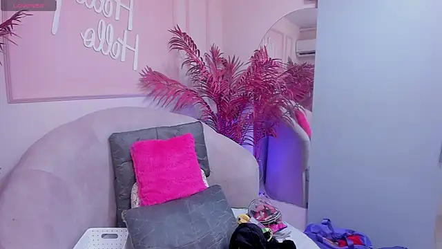 Snapshot of Maristxxr chatting on February 28, 2025, 7:25 pm Maristxxr online show from February 28, 2025, 7:25 pm