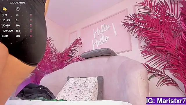 Snapshot of Maristxxr chatting on March 4, 2025, 8:27 pm Maristxxr online show from March 4, 2025, 8:27 pm