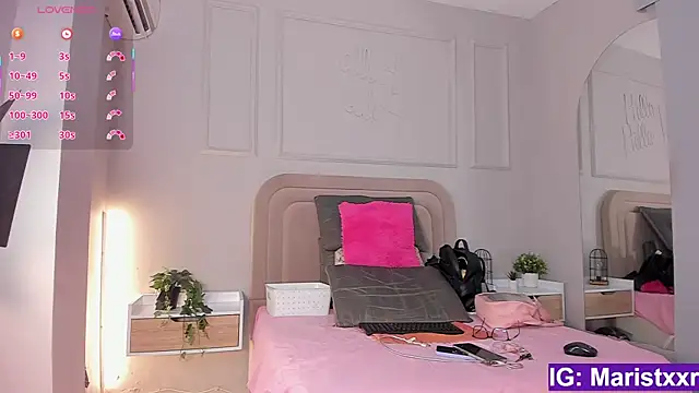 Snapshot of Maristxxr chatting on November 22, 2025, 7:35 pm Maristxxr online show from November 22, 2025, 7:35 pm