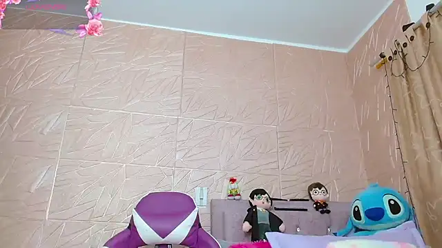 Snapshot of kendallsweet7 chatting on October 24, 2025, 7:43 pm kendallsweet7 online show from October 24, 2025, 7:43 pm