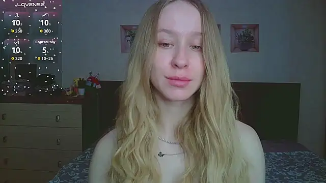 Snapshot of Lily__Devil chatting on February 6, 2026, 9:01 am Lily Devil online show from February 6, 2026, 9:01 am