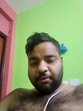 Rmoeo92 online show from October 31, 2025, 9:05 pm