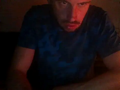 Snapshot of Rejtelmesest chatting on May 6, 2026, 8:14 pm Rejtelmesest online show from May 6, 2026, 8:14 pm