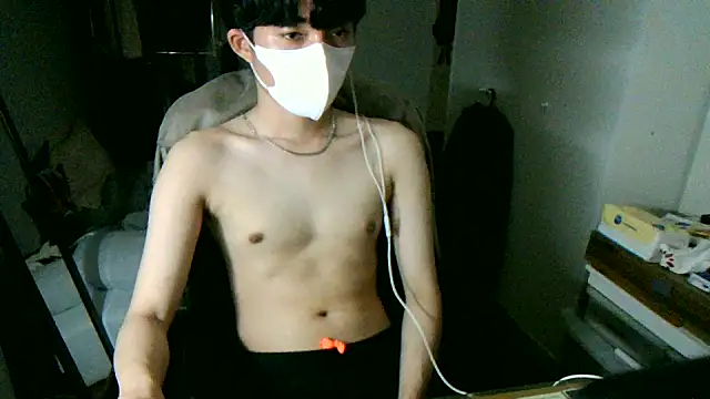 Snapshot of max5388 chatting on May 24, 2026, 4:45 pm max5388 online show from May 24, 2026, 4:45 pm