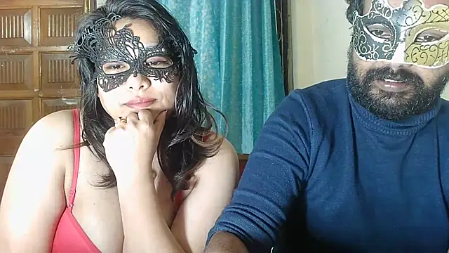 Cutehornycouples online show from September 23, 2025, 5:49 pm